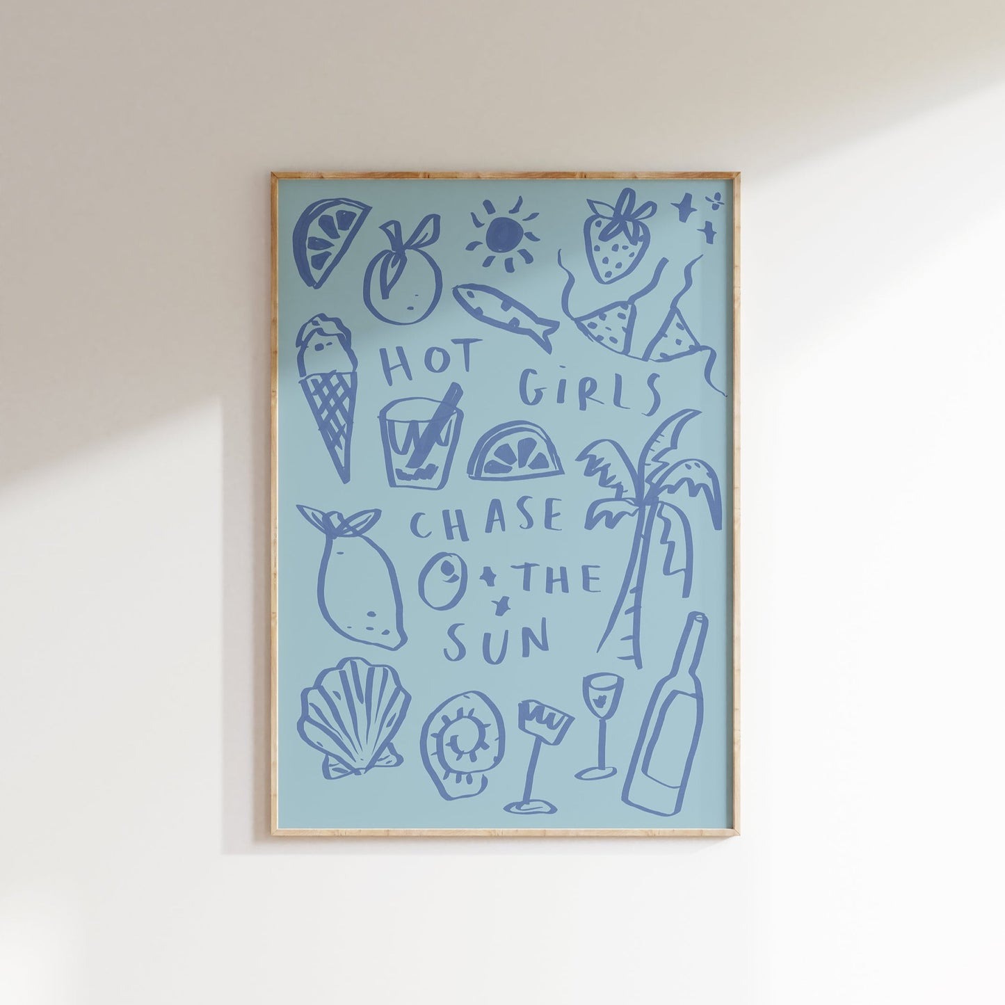 Hot Girls Chase The Sun