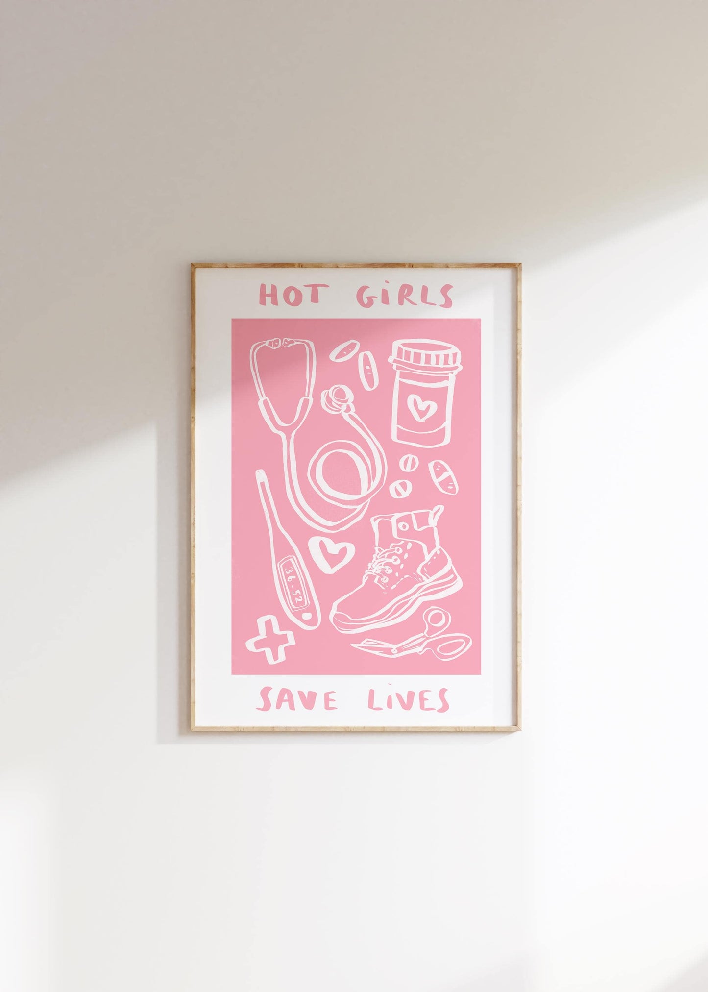 Hot Girls / Boys Save Lives - Paramedics